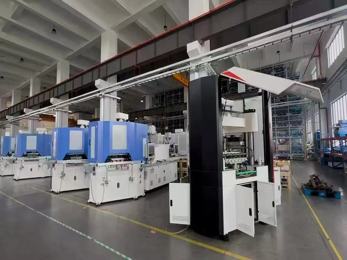 Victor injection blow molding machine production line in workshop